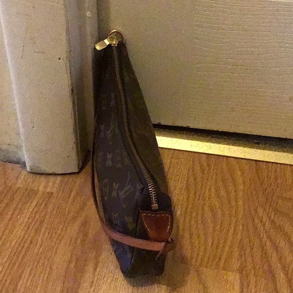 Louis Vuitton monogram pochette - Picture 3 of 12